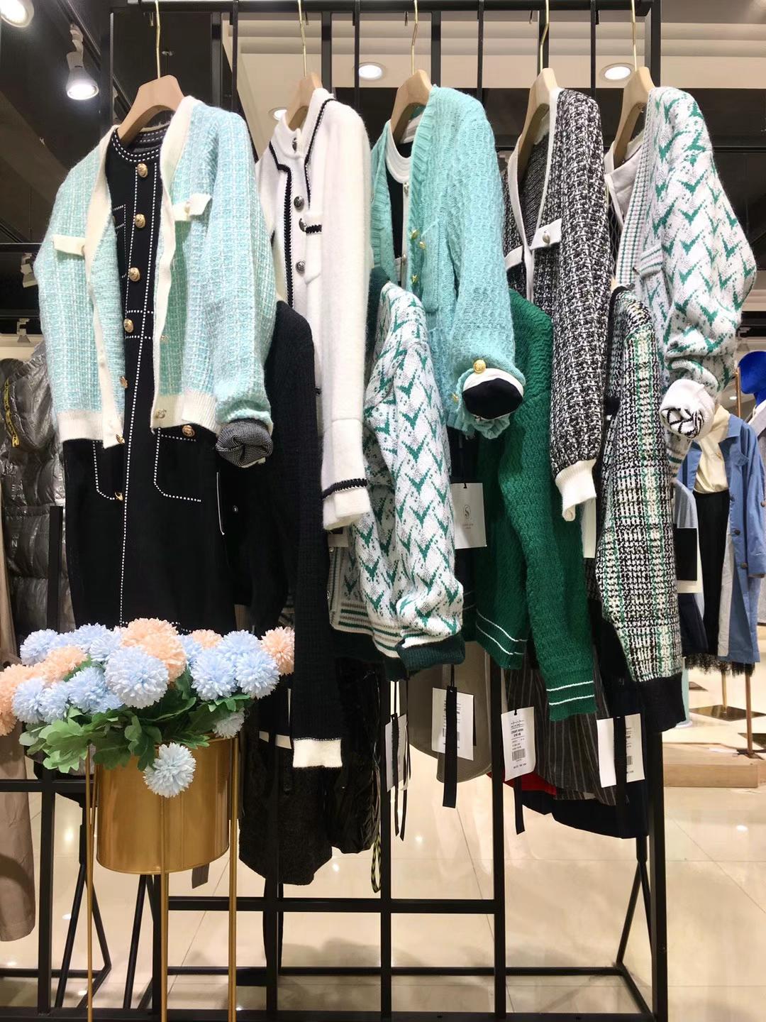 輕奢小香風(fēng)系列吉米小姐2021冬品牌折扣女裝庫(kù)存尾貨批發(fā)