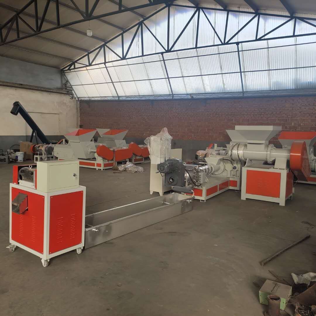 泡沫一體造粒機(jī)歐克斯機(jī)械 泡沫一體造粒機(jī)萊州歐克斯機(jī)械 泡沫造粒機(jī) 泡沫造粒機(jī) 泡沫一體造粒機(jī)