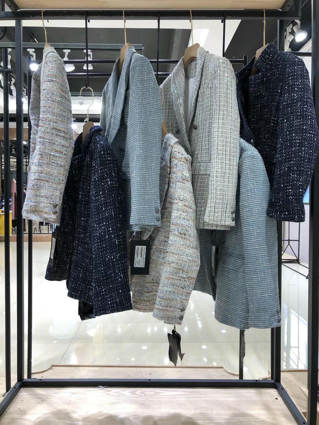 DG小 蜜 蜂小香風(fēng)純大件系列2021冬品牌折扣女裝專柜正 品直播一手貨源批發(fā)