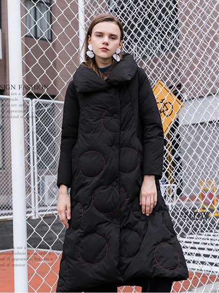 杭州高端 品牌艾尚雪羽絨服2021冬折扣女裝尾貨庫存批發(fā)