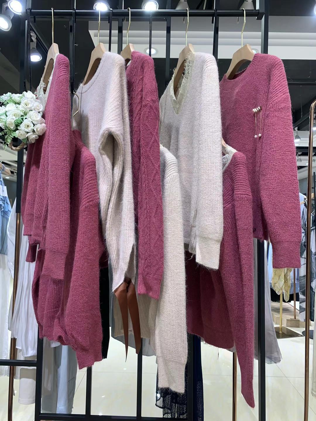 奧詩(shī)芮毛衣2021冬當(dāng)季新款專柜下架品牌女裝一手貨源批發(fā)網(wǎng)