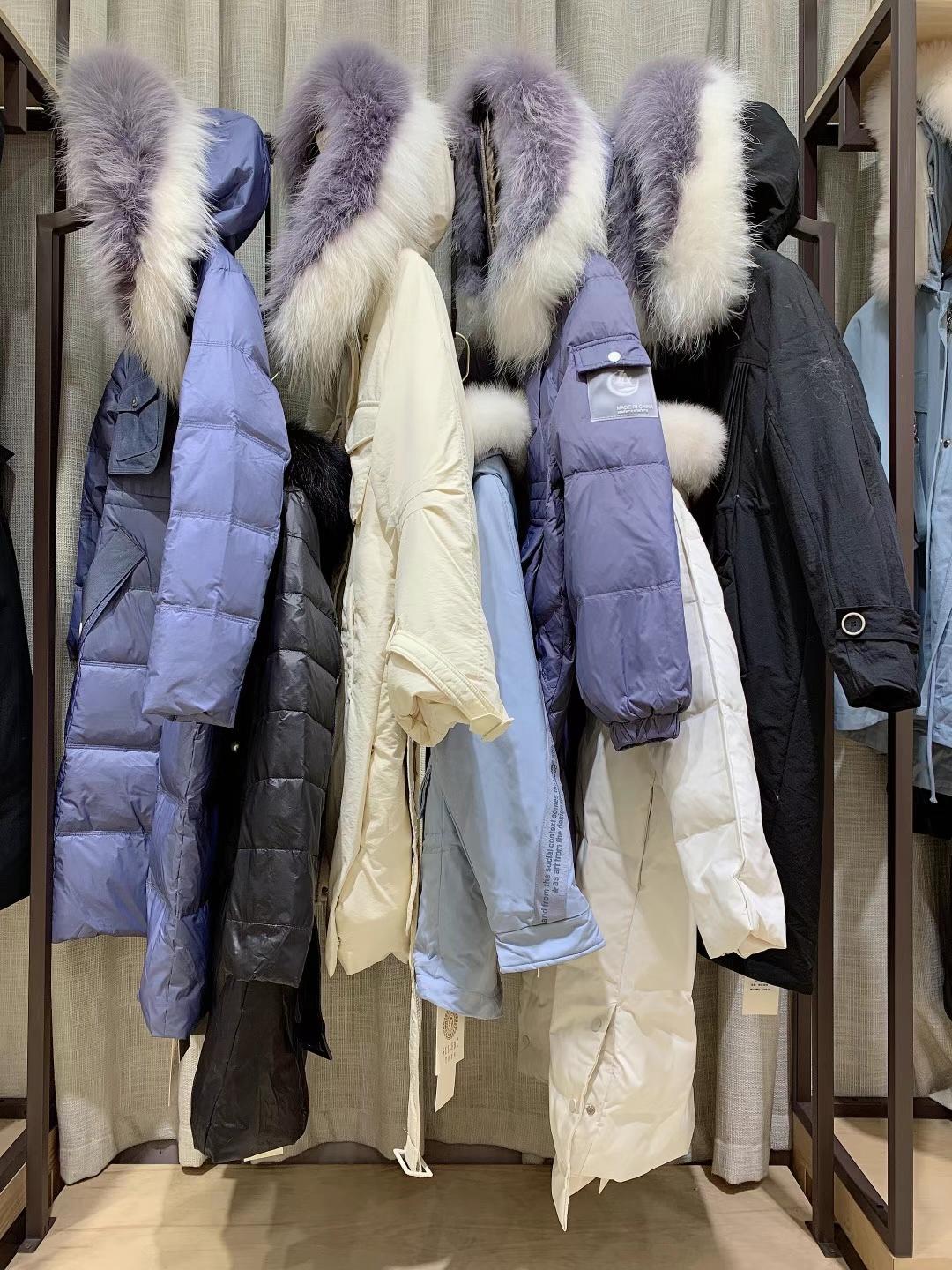 西樹影黛2021冬當(dāng)季新款品牌折扣女裝庫存尾貨一手貨源批發(fā)