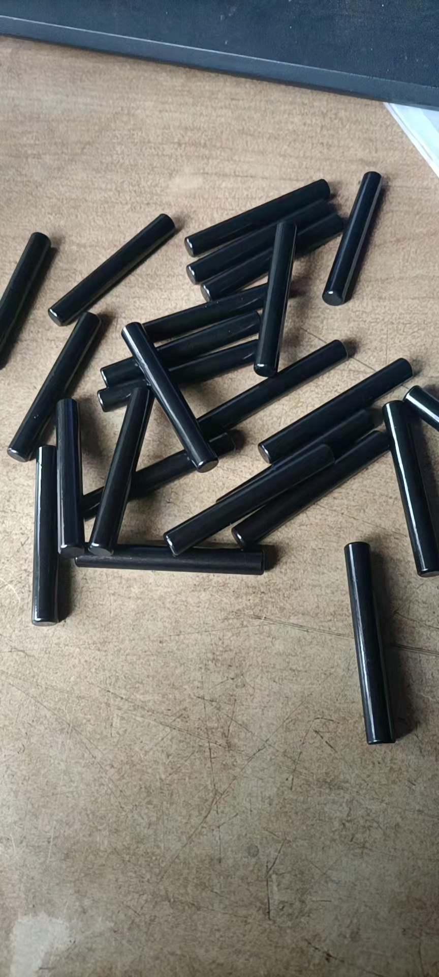 東臺市不銹鋼發(fā)黑廠家 不銹鋼黑色氧化