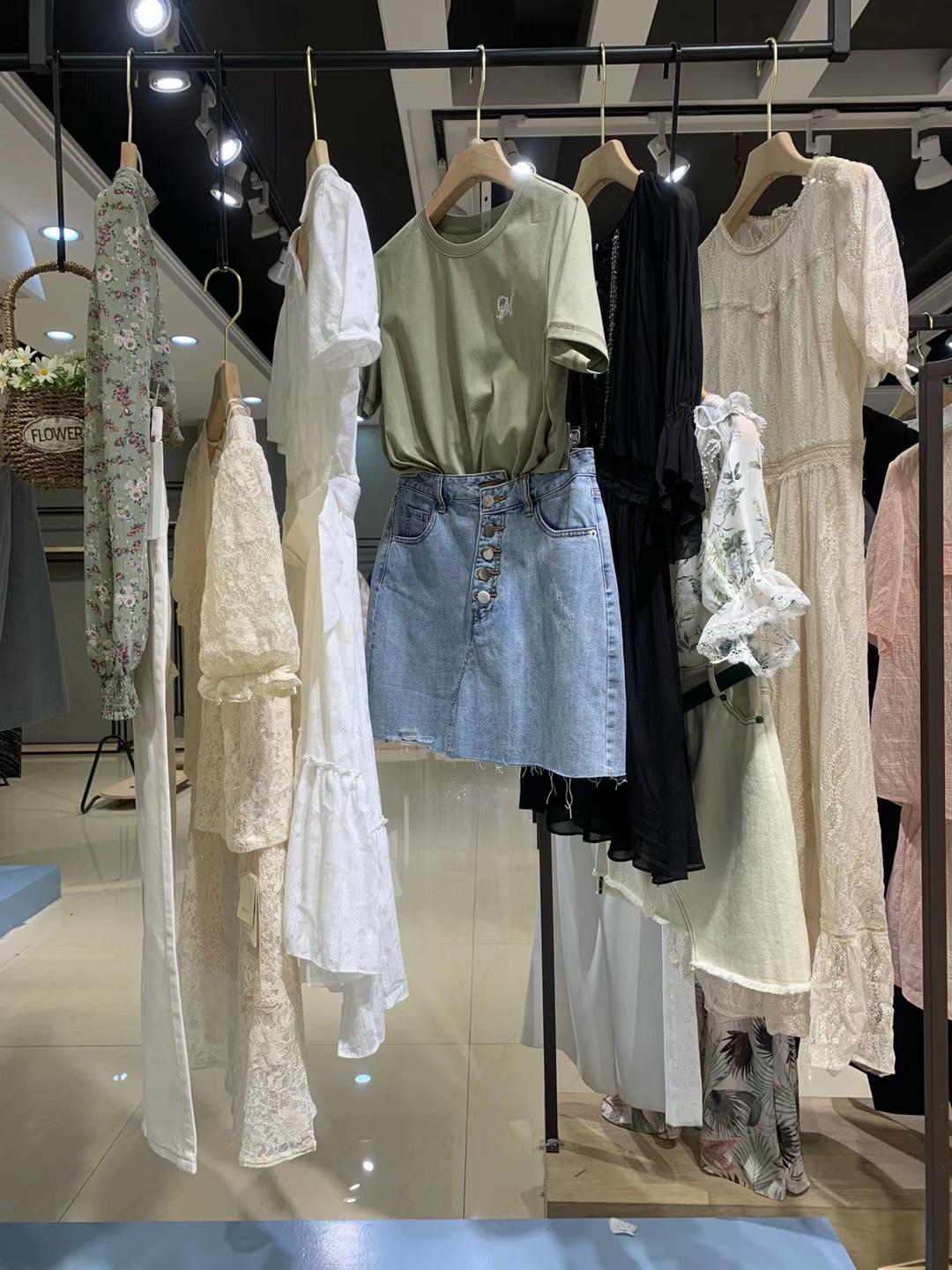 專柜撤柜摩凡2022夏裝廠家直批品牌女裝尾貨直播一手貨源