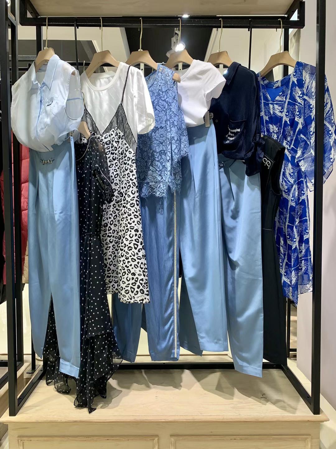 芭蒂娜2022春裝品牌折扣精 品女裝尾貨一手批發(fā)貨源