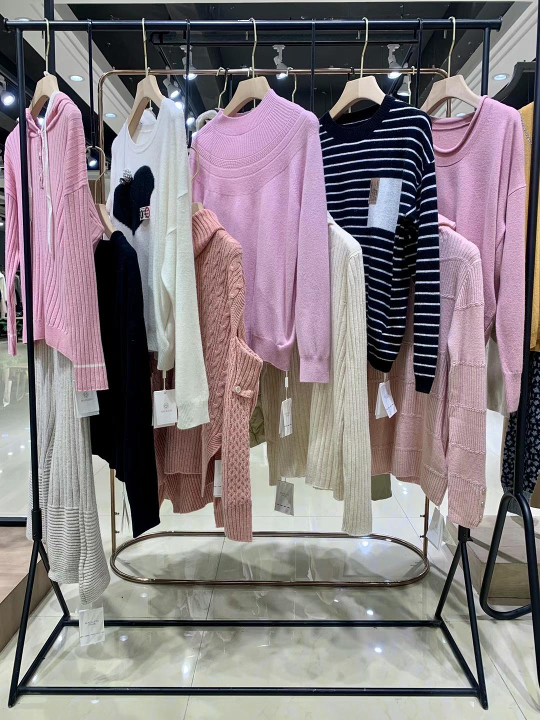 輕奢品牌瑪麗歌蒂2021冬時尚精 品毛衣系列女裝品牌折扣批發(fā)貨源