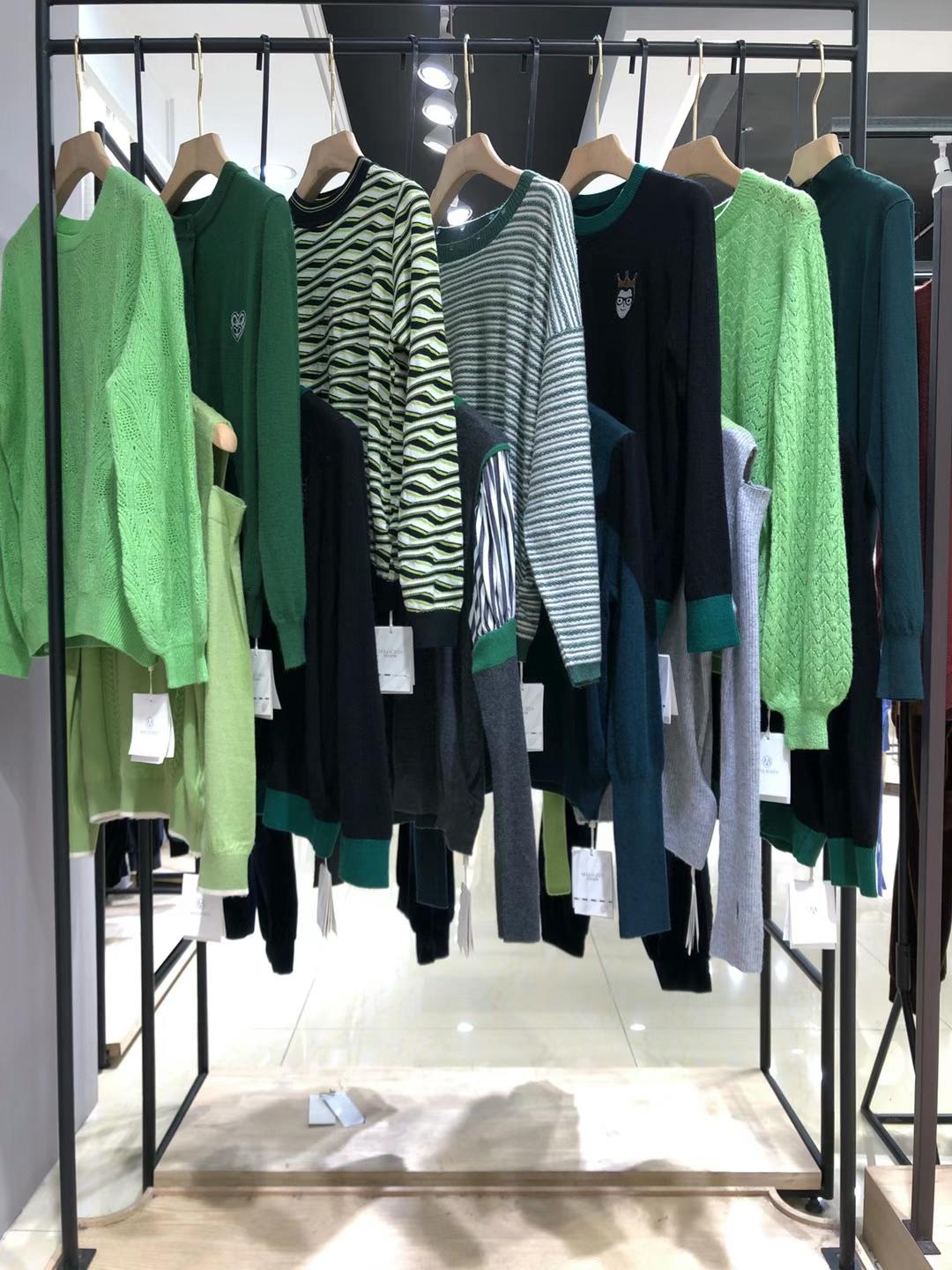 瑪麗歌蒂21冬款毛衣品牌女裝折扣批發(fā)供應(yīng)商