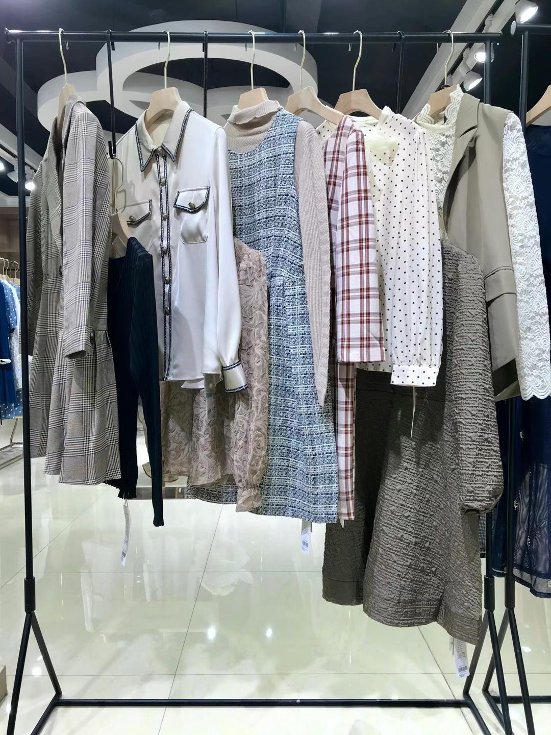 深圳品牌納蔻2021秋高 端輕奢品牌專柜撤柜批發(fā)市場