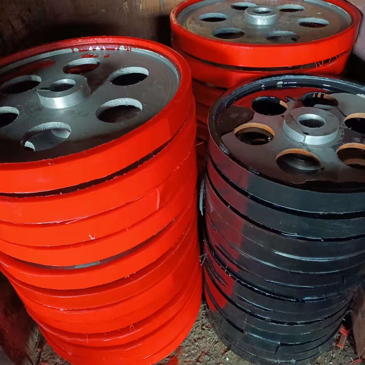 東莞萬(wàn)向腳輪，萬(wàn)向輪，剎車單價(jià)，直銷腳輪廠家，現(xiàn)在優(yōu)惠活動(dòng)開(kāi)始，聯(lián)系電話13650053434