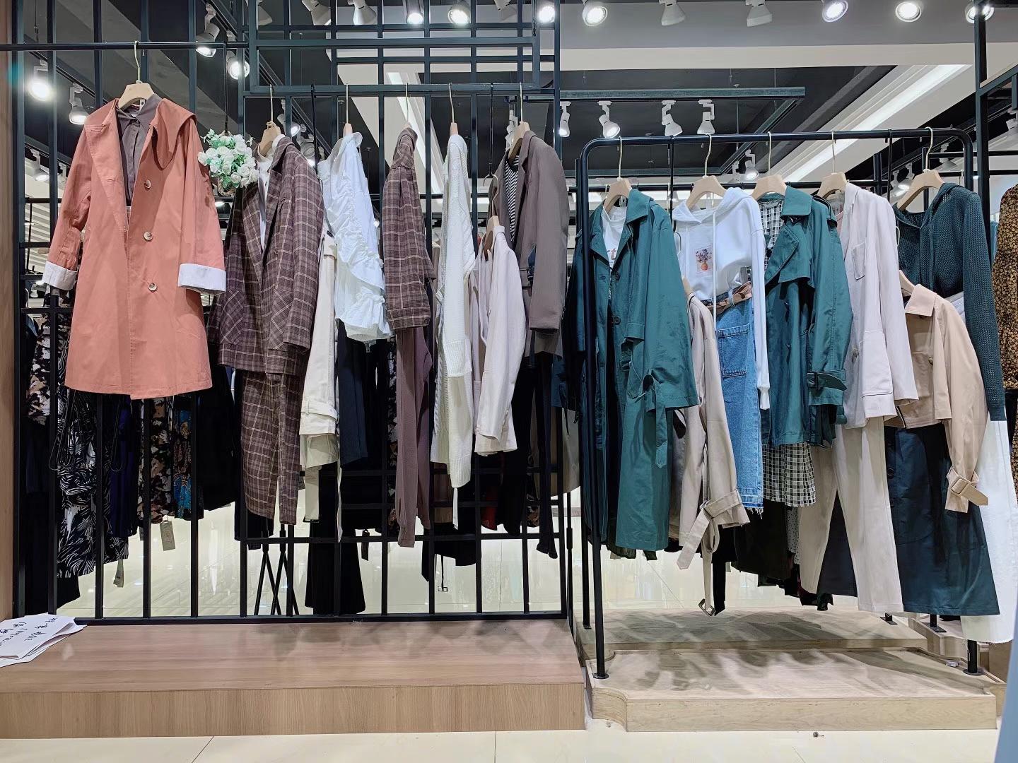 上海知 名品牌麗芮2022春品牌女裝折扣批發(fā)供應(yīng)商價(jià)格 直播貨源平臺(tái)批發(fā)