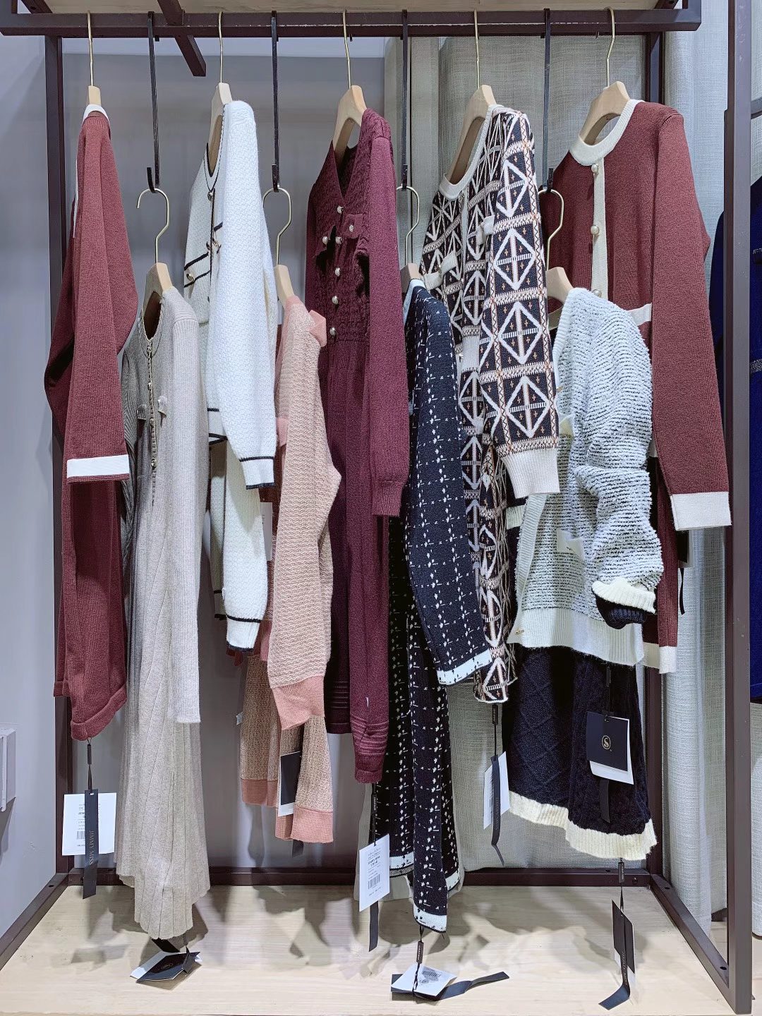 高端 品牌吉米小姐套裝連衣裙2022春女裝折扣店尾貨走份批發(fā)