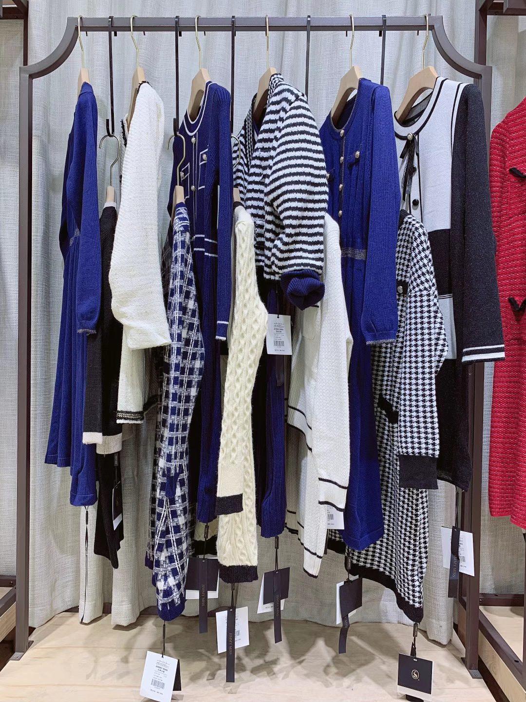 高端 品牌吉米小姐套裝連衣裙2022春女裝折扣店尾貨走份批發(fā)