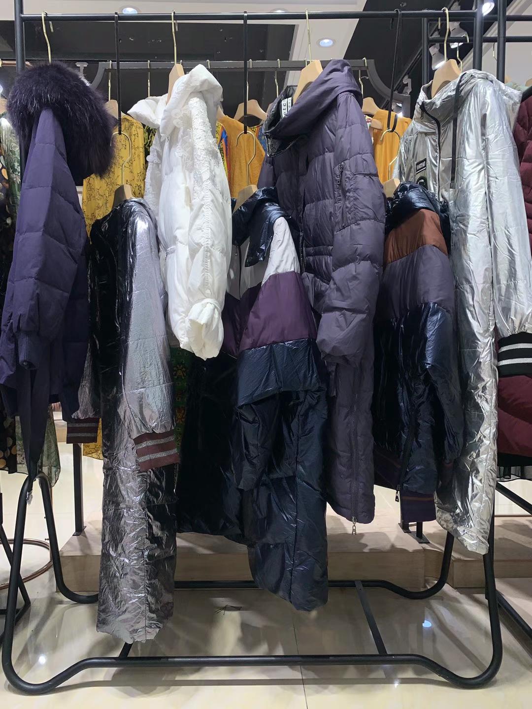 【芭登芮芮】鵝絨服系列女裝品牌折扣哪里可以拿貨 廣州一 線女裝折扣店進貨渠道