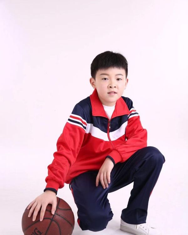 兒童春季全棉校服定制 亞非拉服飾 運(yùn)動服生產(chǎn)廠
