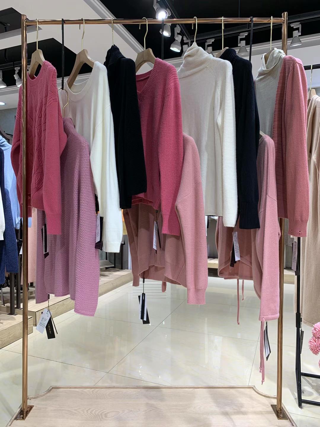 【軒言毛衣】21秋品牌折扣女裝貨源在哪里拿便宜