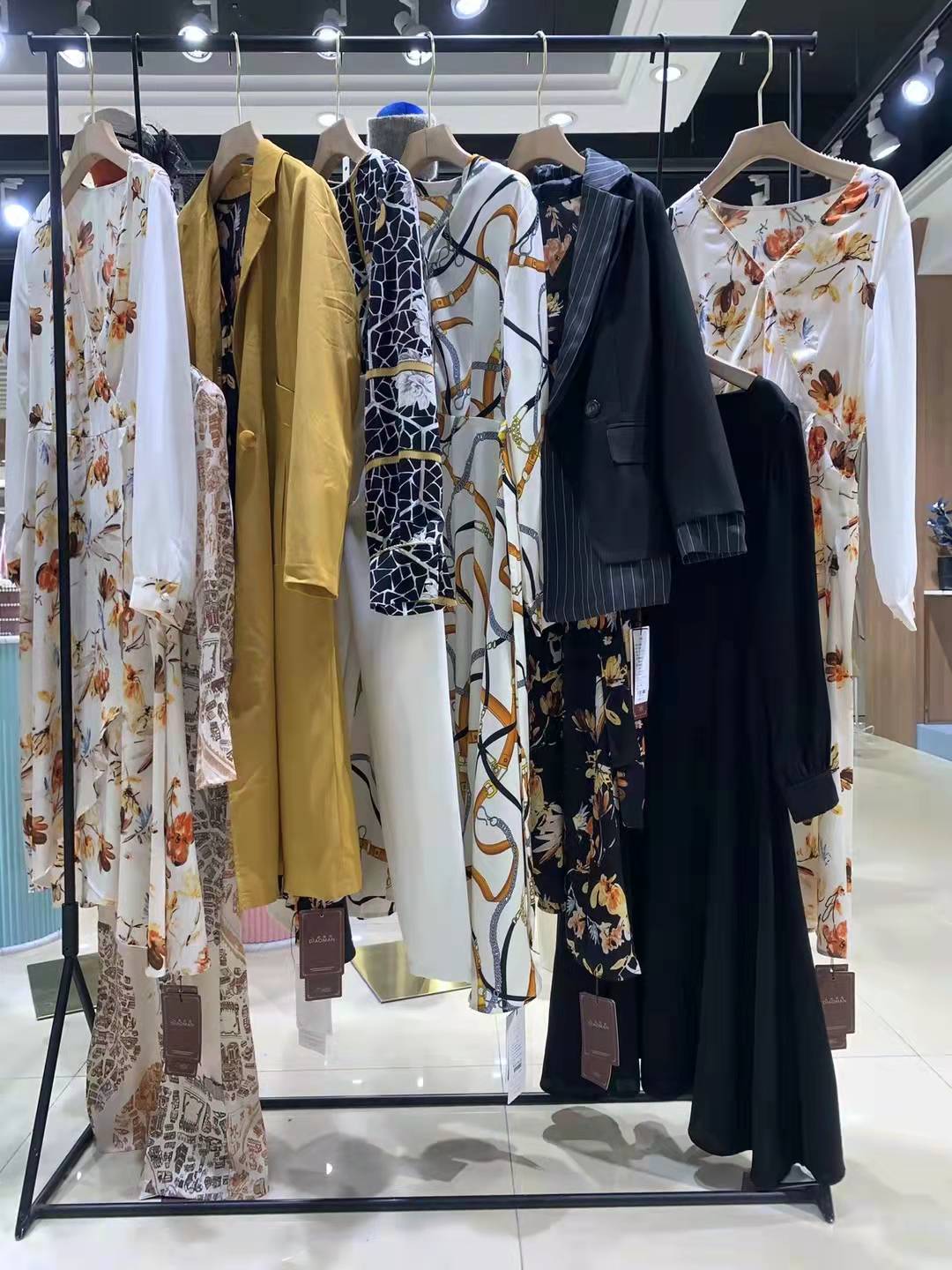 品牌迪奧漫2022春品牌折扣女裝貨源庫存批發(fā)市場
