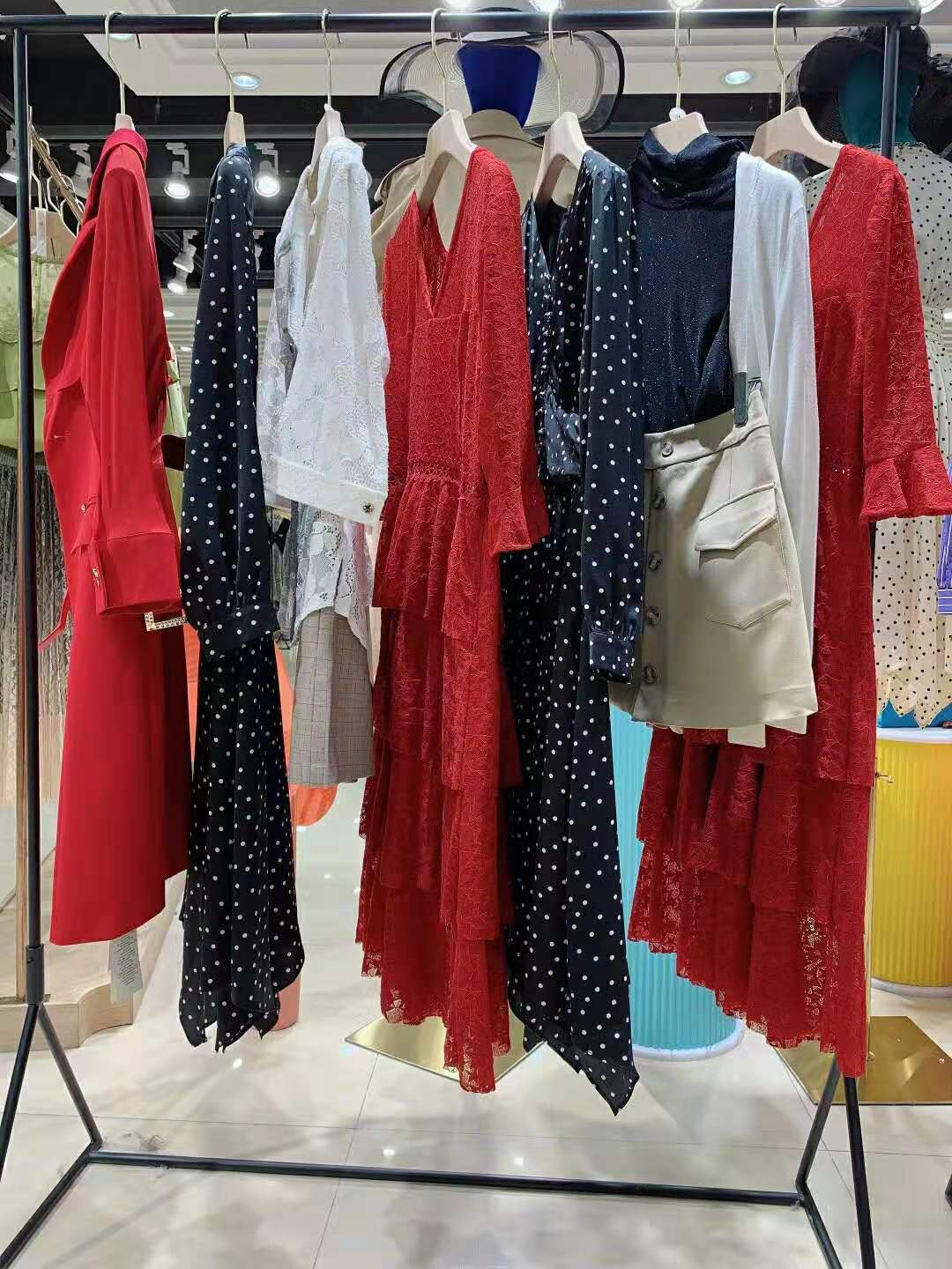 【YSGJ羽沙國際】2021秋品牌折扣店貨源批發(fā)渠道 實體直播一手貨源批發(fā)