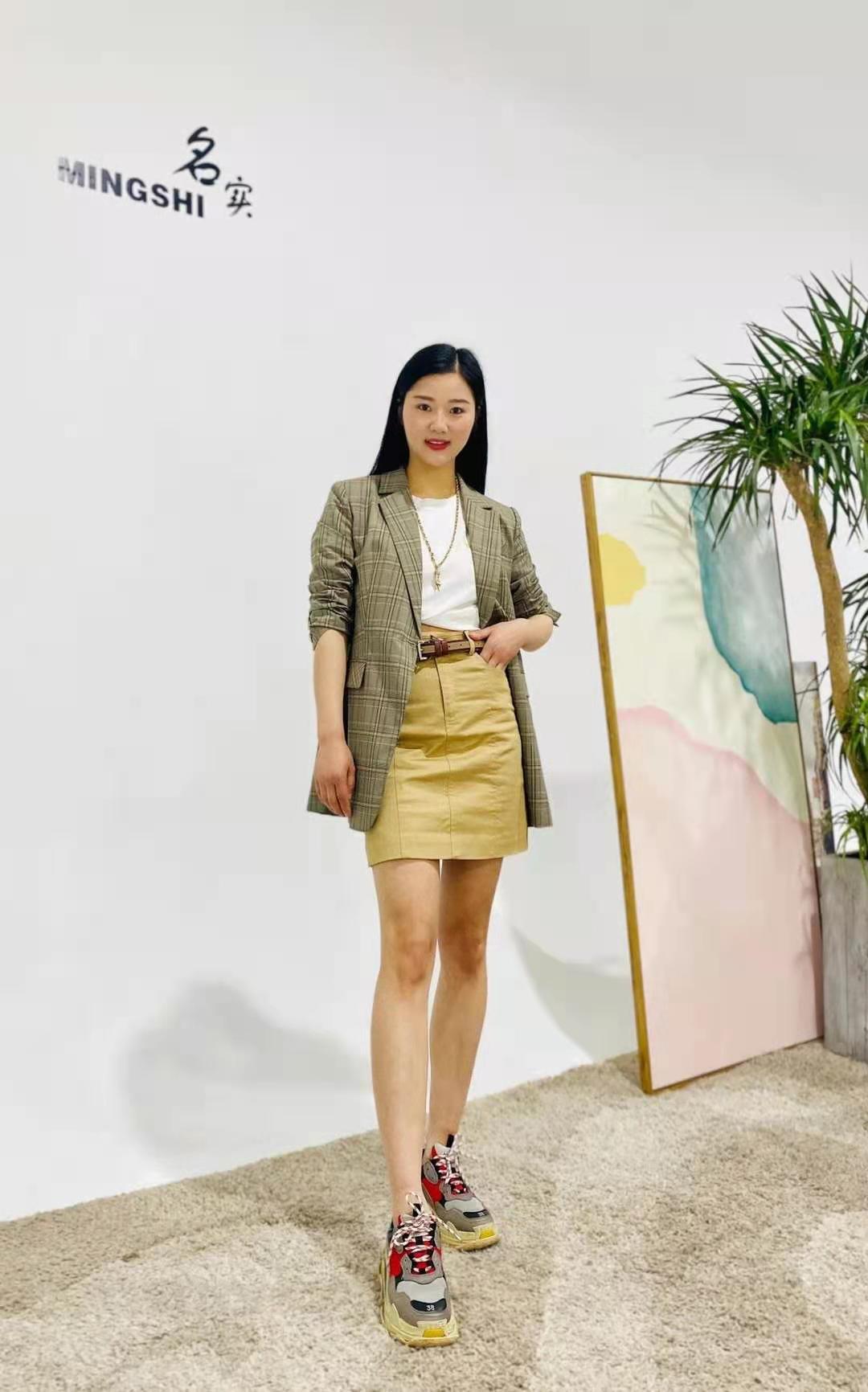 國內(nèi)大 牌女裝名實(shí)21秋品牌折扣女裝工廠一手貨源批發(fā)