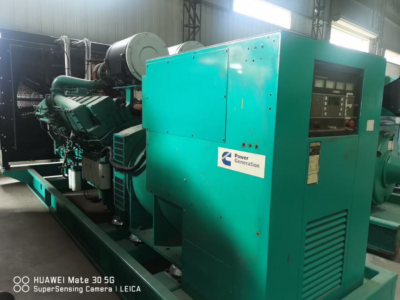 轉(zhuǎn)讓二手 康明斯1120kw發(fā)電機(jī)組