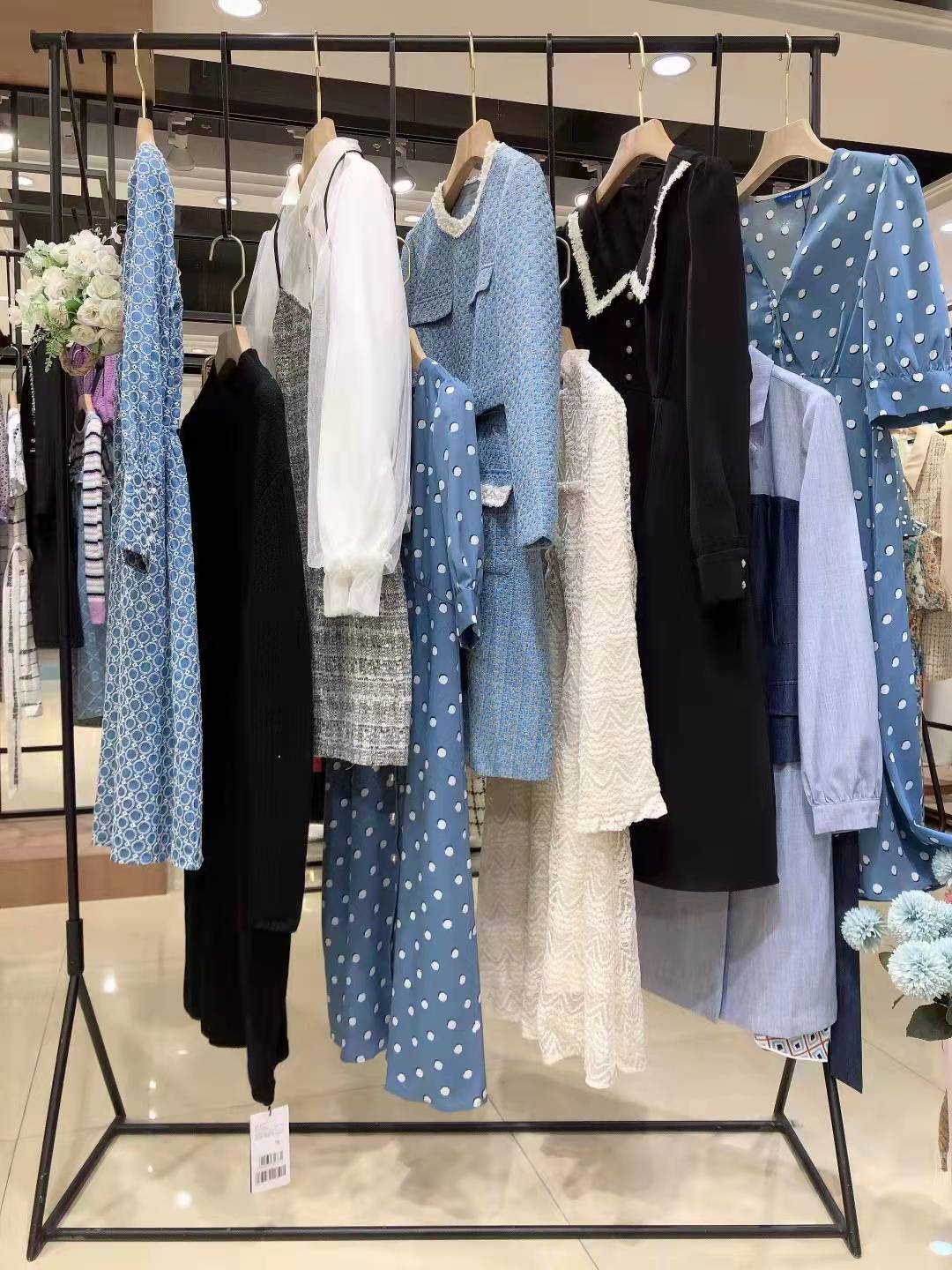 品牌恩裳2022春精 品品牌女裝尾貨批發(fā)供應(yīng)商