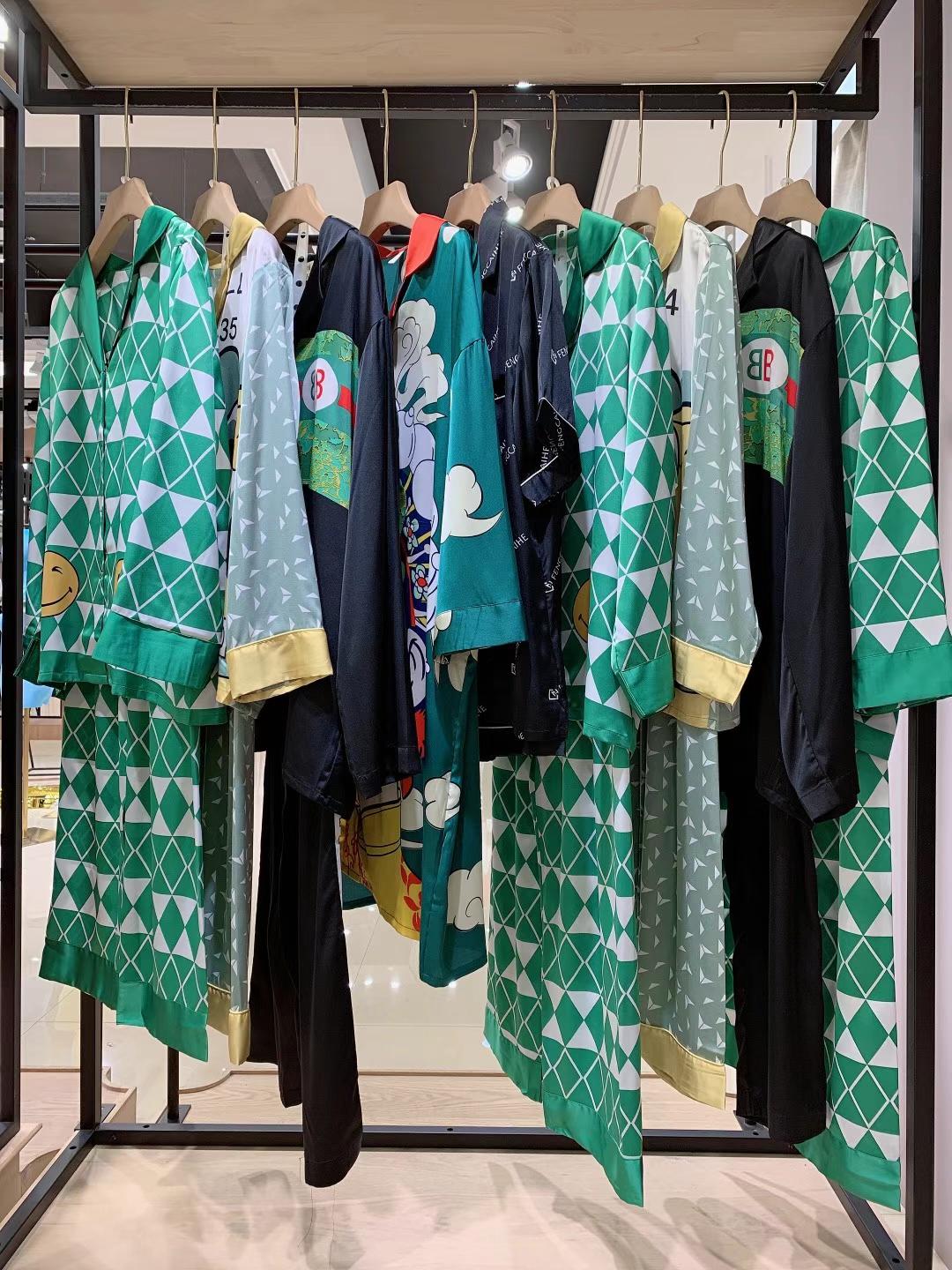 羅佧家秀居服22春品牌女裝貨源廠家直批庫存尾貨打包走份