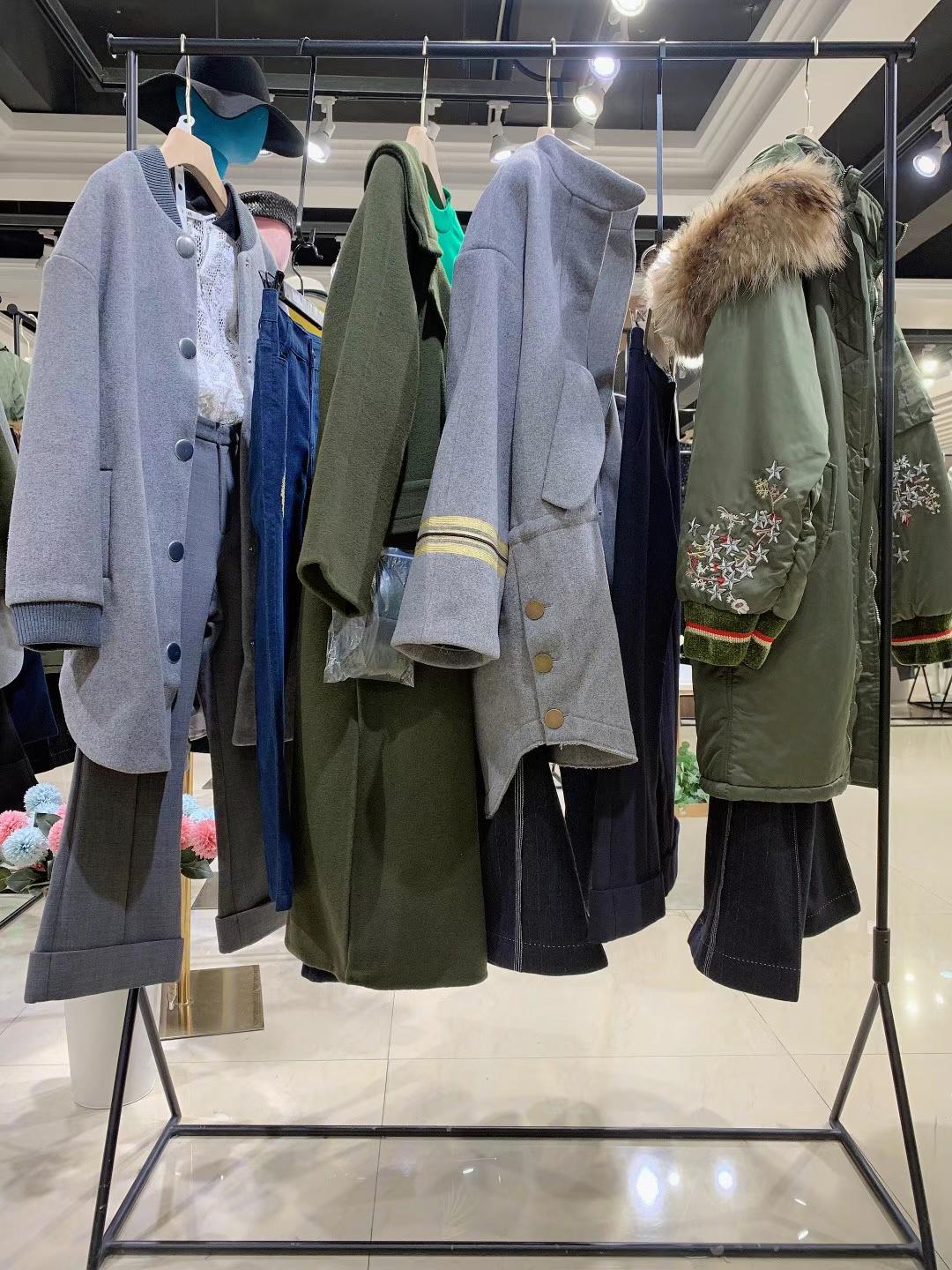 地素22四季裝國際品牌女裝尾貨服裝批發(fā)市場 淘寶直播貨源供應(yīng)商