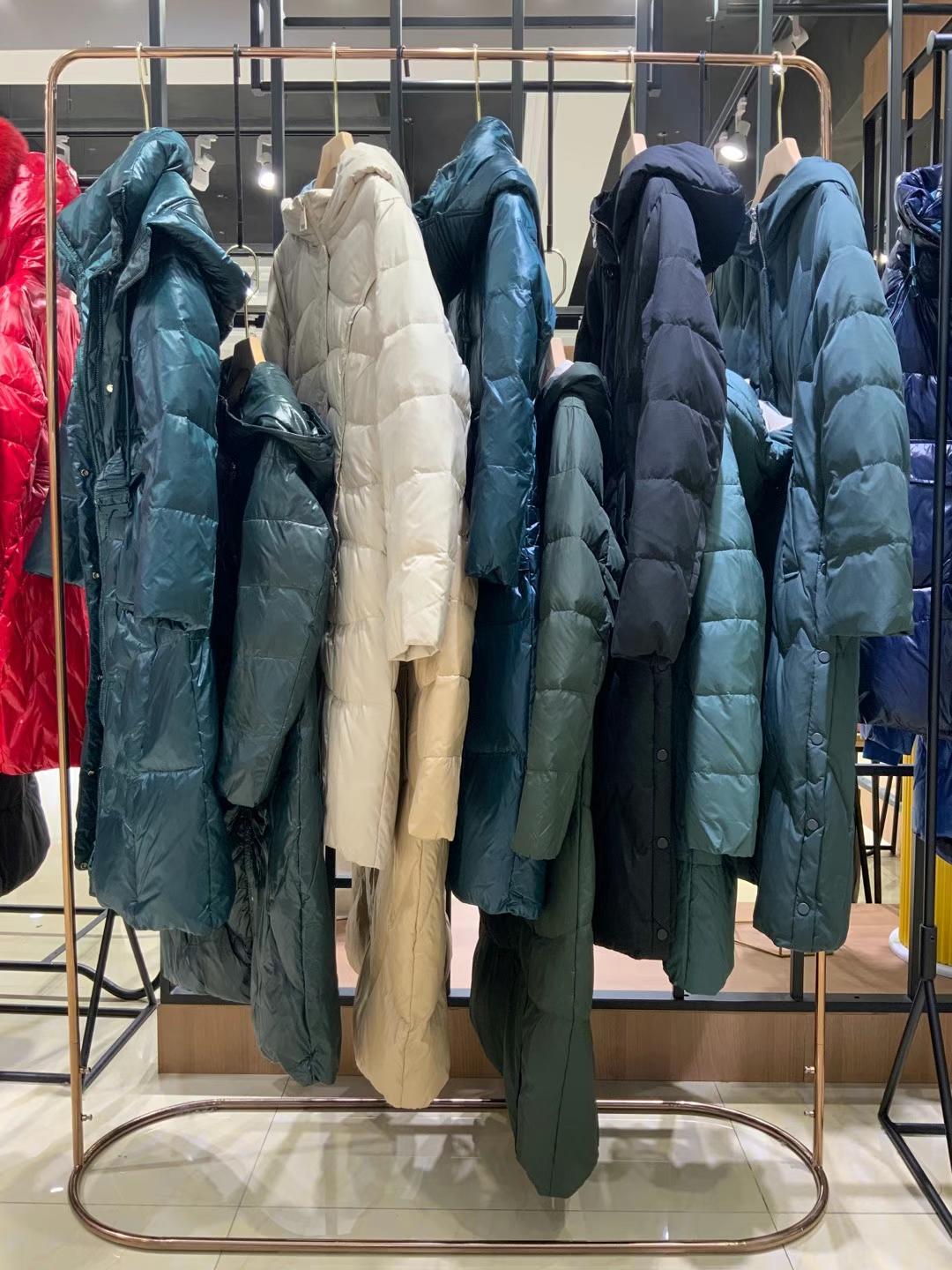朗曼笛/帝素21冬裝品牌組合羽絨服女裝折扣一手貨源批發(fā) 專柜撤柜女裝雜款尾貨批發(fā)