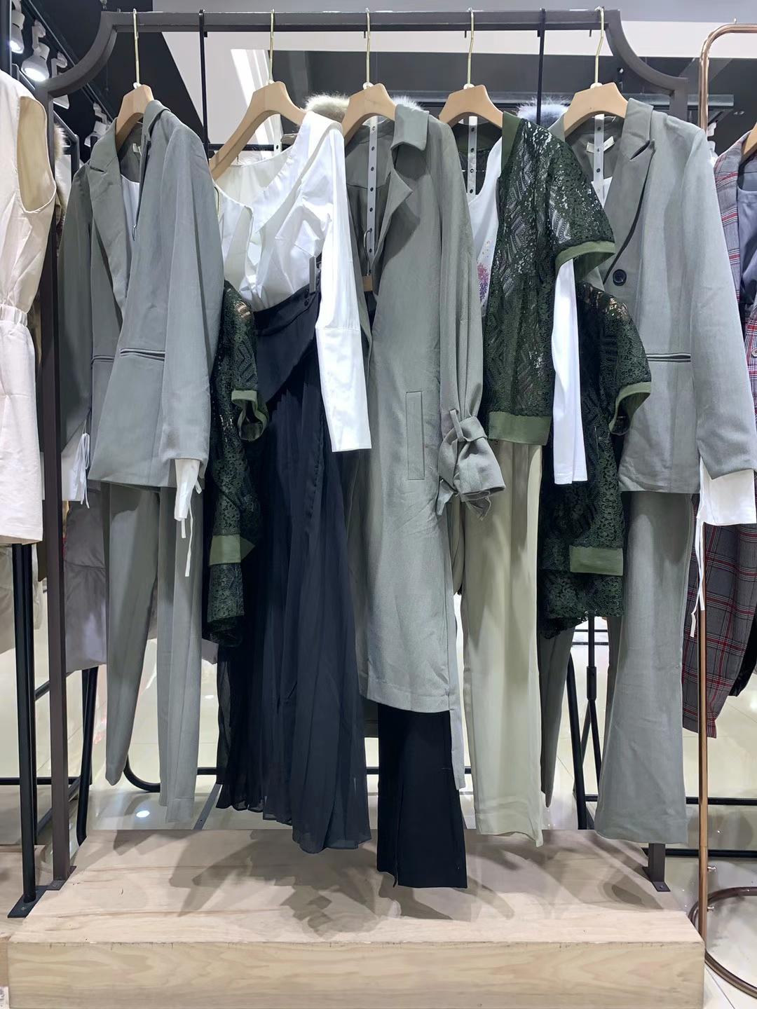 高端 品牌圖拉 2022春過季品牌女裝尾貨批發(fā)渠道