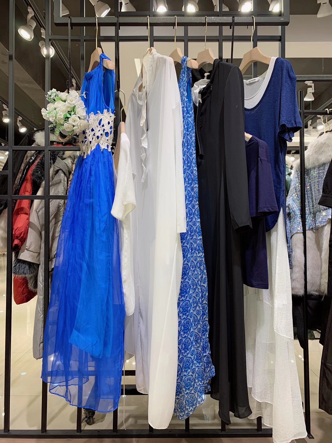 Duohomme 2022春夏時(shí)尚女裝尾貨貨源批發(fā)