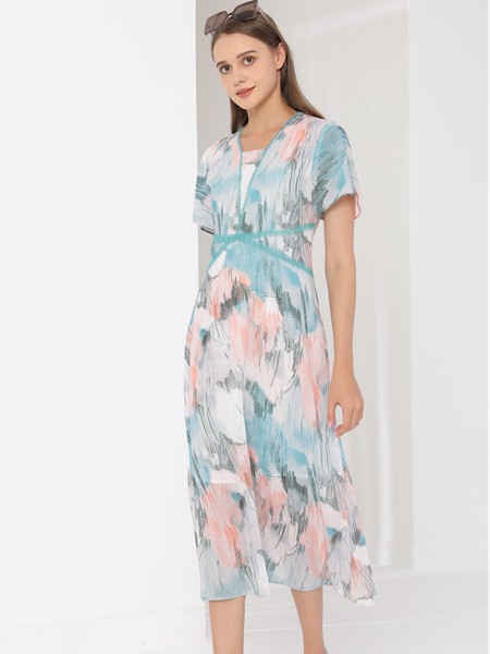 知 名女裝芮色2022夏品牌女裝折扣庫存貨源電商批發(fā)