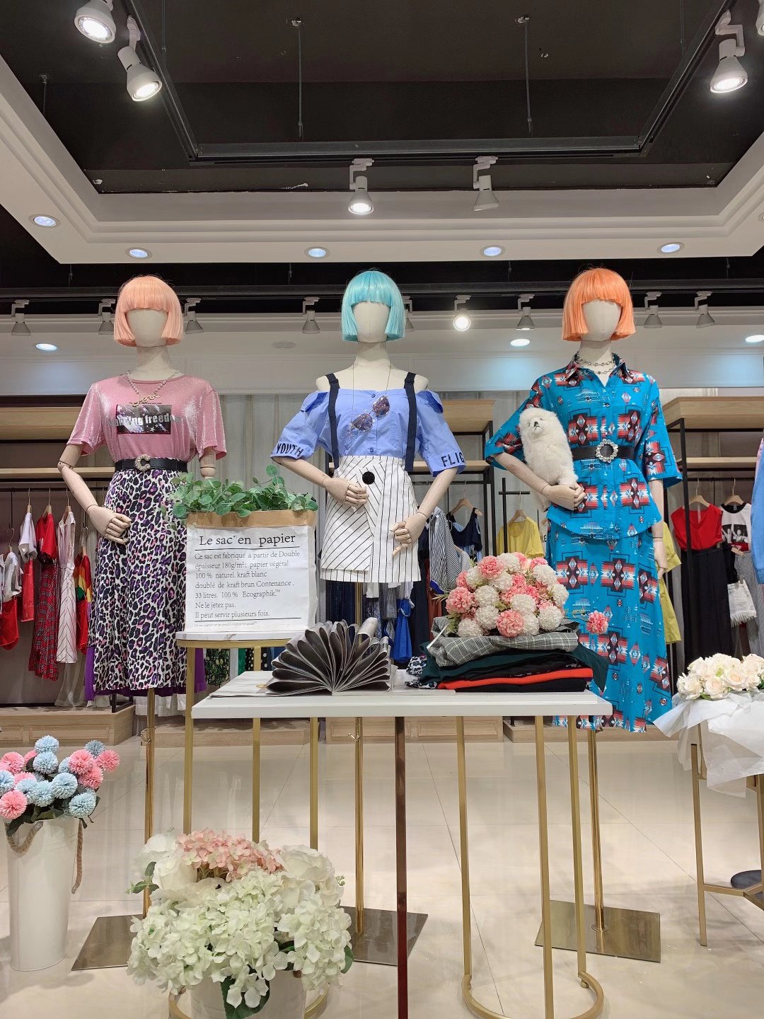 高端大氣品牌珞炫2022 夏精 品品牌女裝折扣店拿貨渠道
