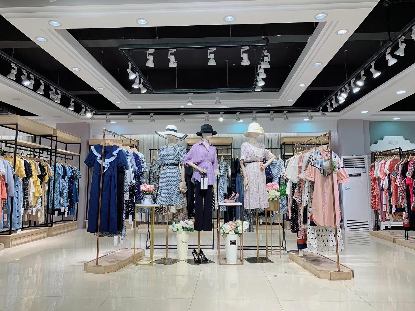 正 品女裝蒂言2022 春品牌電商直播女裝尾貨庫(kù)存進(jìn)貨渠道