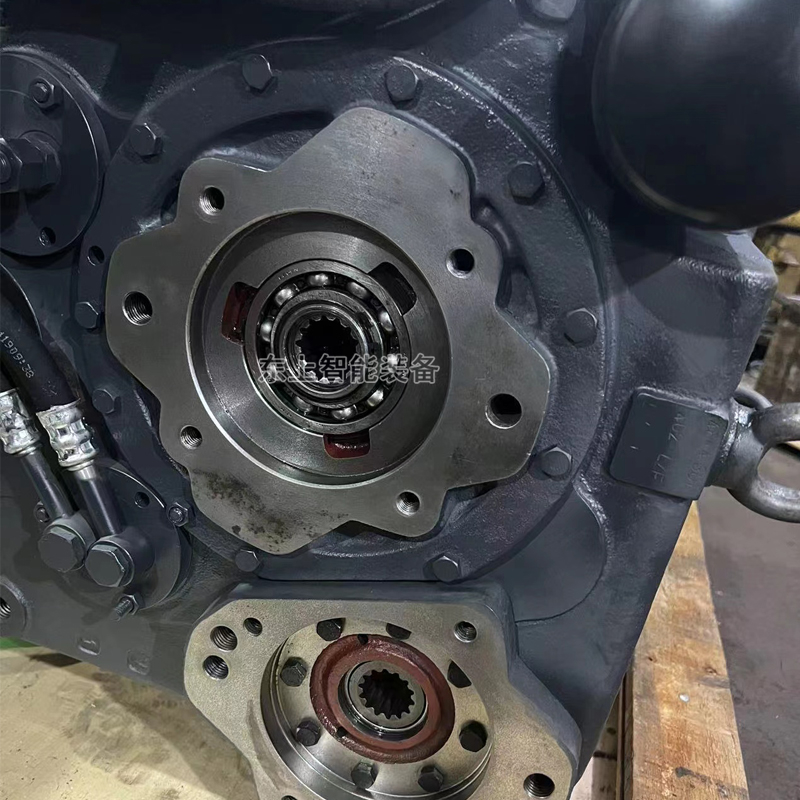 裝載機(jī)變速器變速箱4644024170 配件4WG200變速箱