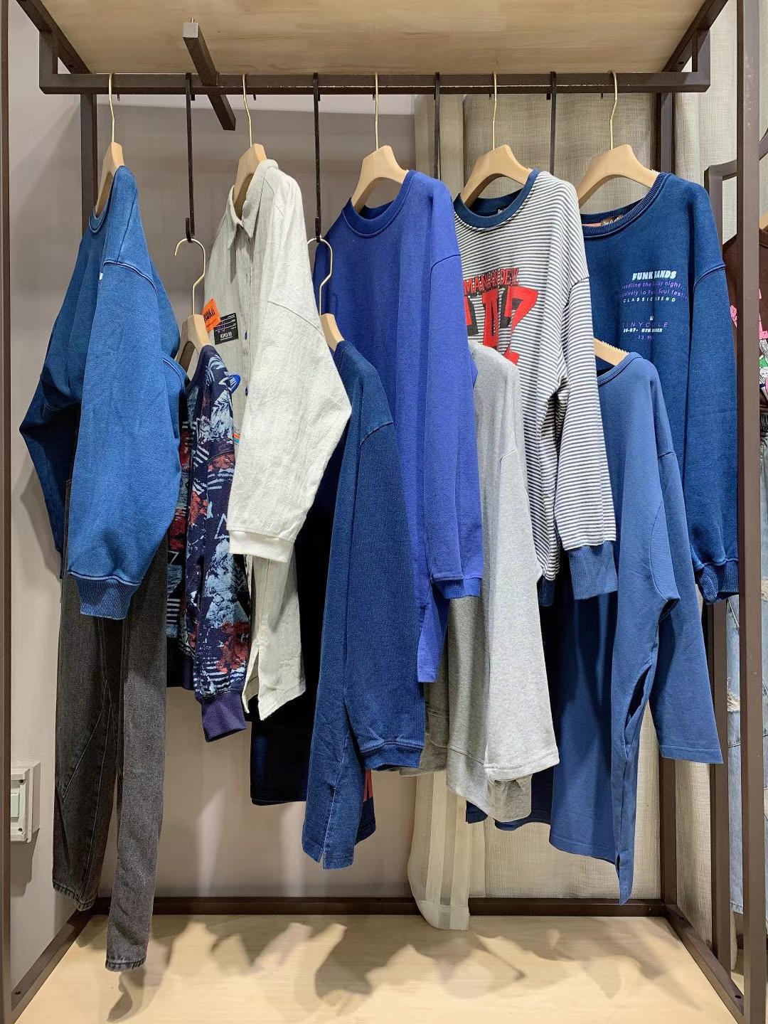 廣州品牌折扣女裝廠家走份珈姿萊爾22春品牌折扣女裝批發(fā)貨源尾貨批發(fā)市場