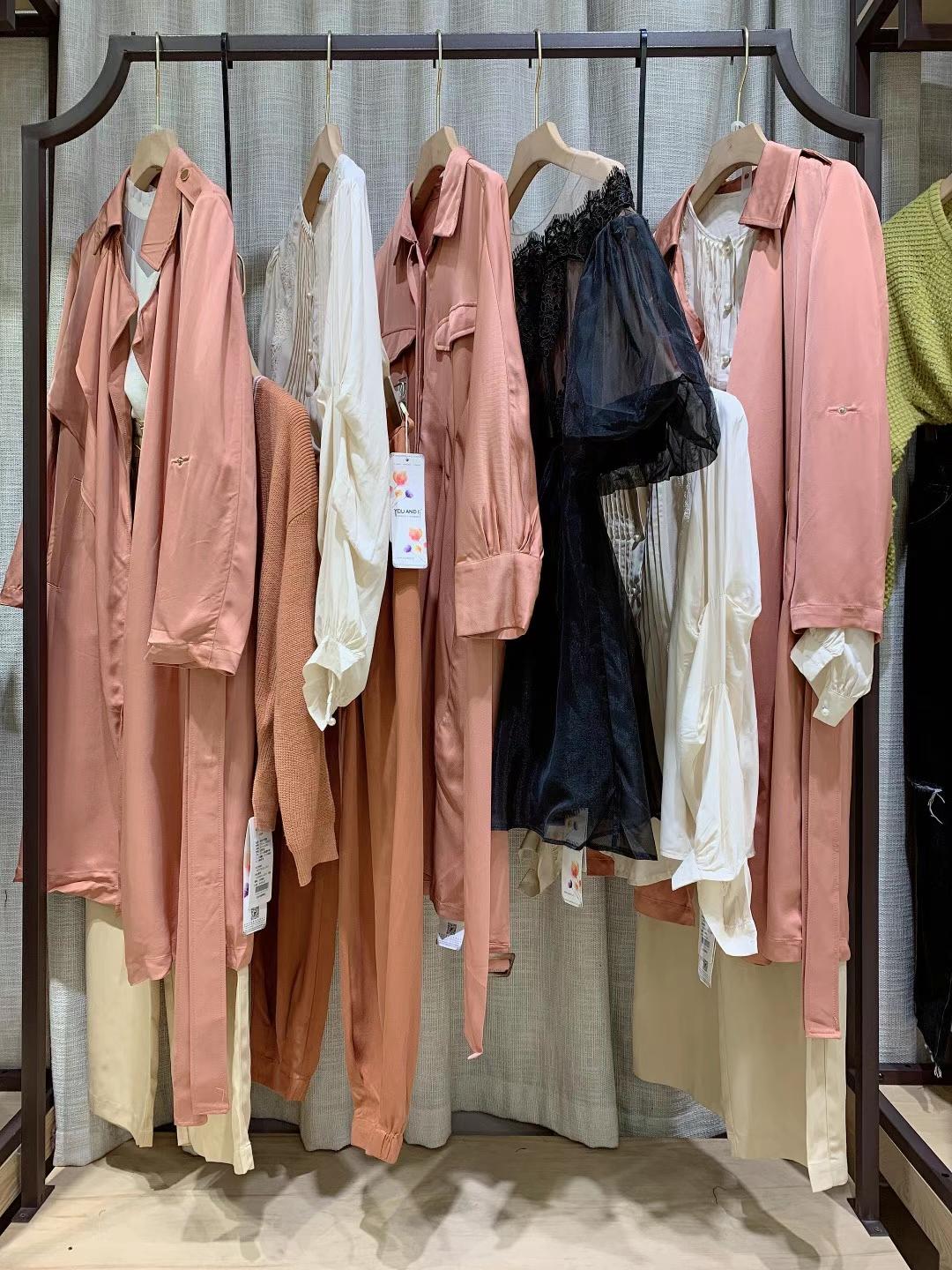 全國熱 銷品牌你我約定22春裝品牌折扣女裝打包走份廣州高 品質(zhì)女裝尾貨一折清倉
