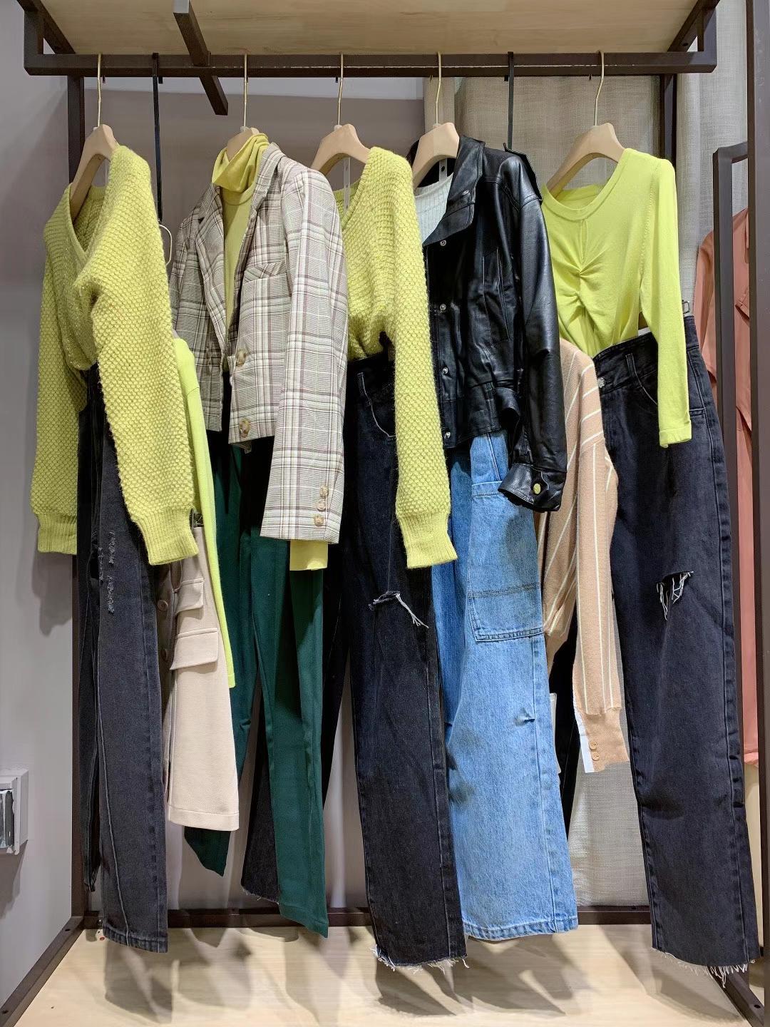 全國熱 銷品牌你我約定22春裝品牌折扣女裝打包走份廣州高 品質(zhì)女裝尾貨一折清倉