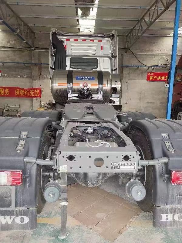 豪沃T7H燃氣車  豪沃T7H燃氣車供求信息【坤德汽車貿(mào)易有限公司】
