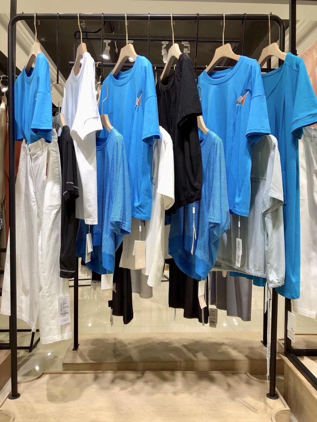 品牌 納爾布&苒默 2022 夏品牌女裝折扣尾貨直播供應(yīng)商