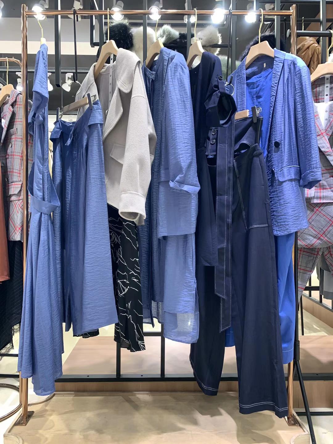 深圳品牌【圖拉】2022春裝高 端女裝批發(fā)拿貨 春款女裝尾貨貨源批發(fā)