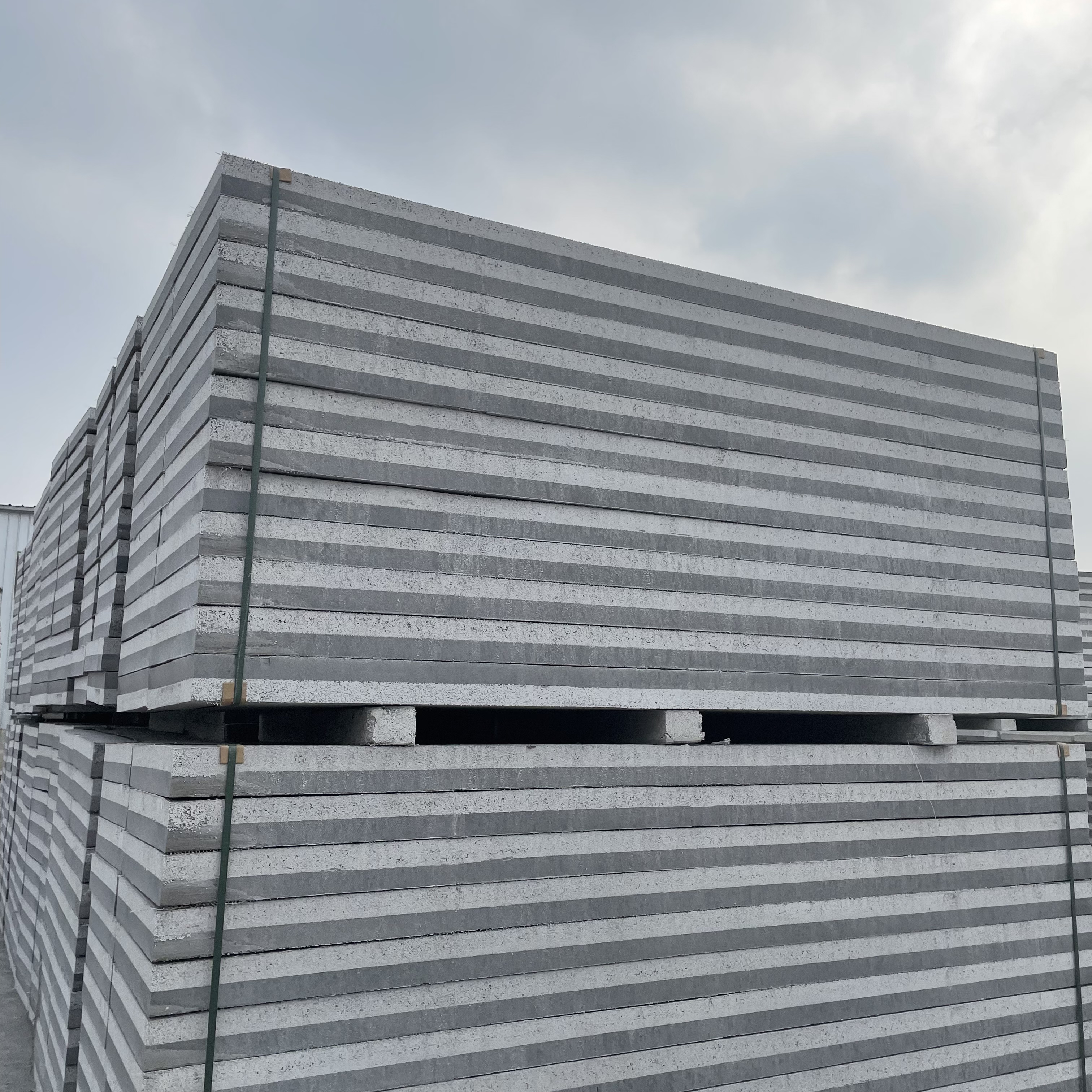 軒越 外墻保溫隔熱板建材保溫板廠家 外墻復(fù)合保溫板 建筑一體化保溫板