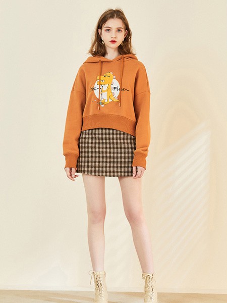 時(shí)尚簡(jiǎn)約女裝范米軒2022品牌折扣女裝庫(kù)存尾貨批發(fā)  品牌折扣店貨源