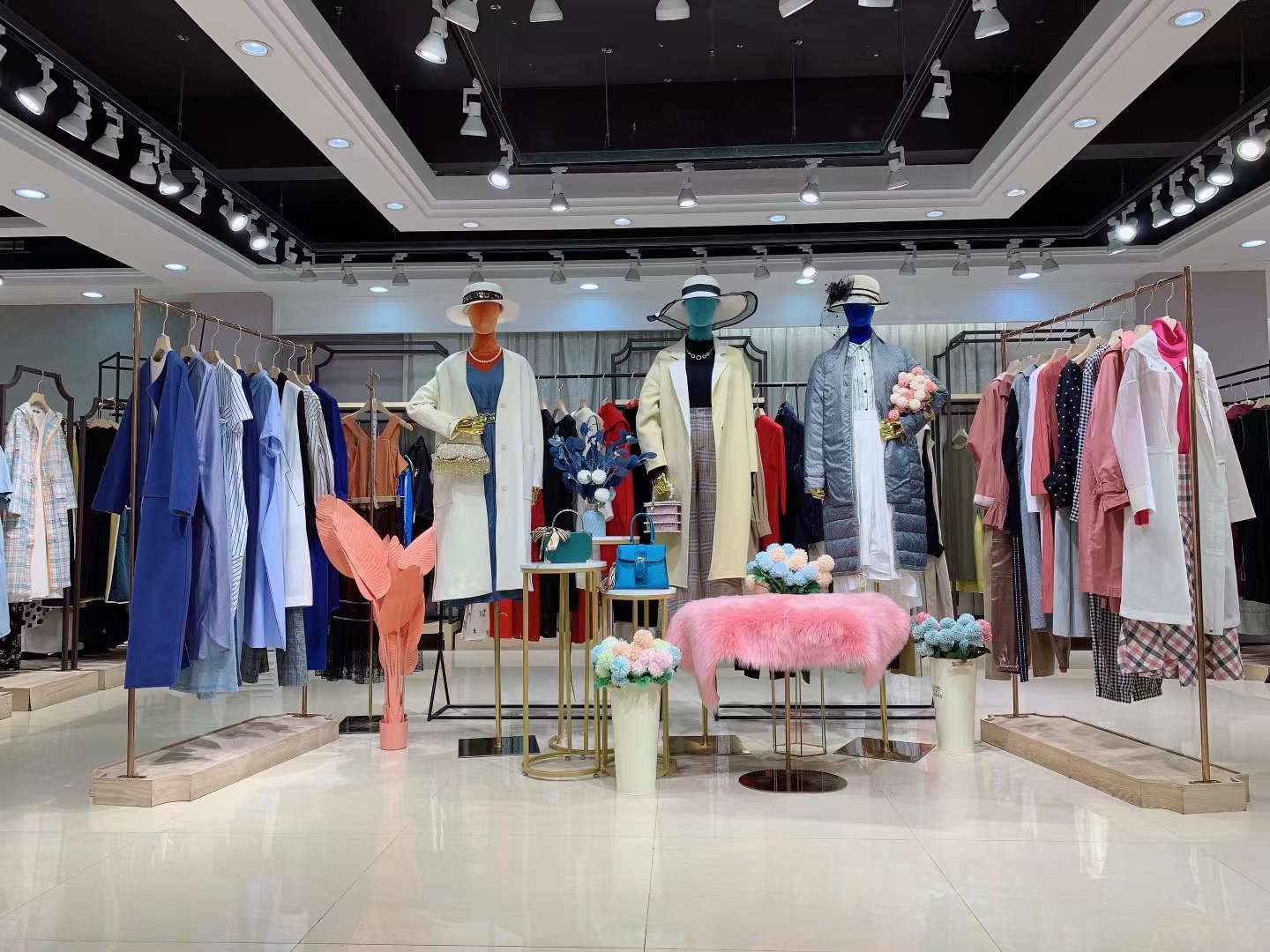 品牌 瑪塞莉2022四季款 22秋新款女裝 品牌尾貨清倉  女裝撤柜品牌折扣批發(fā)