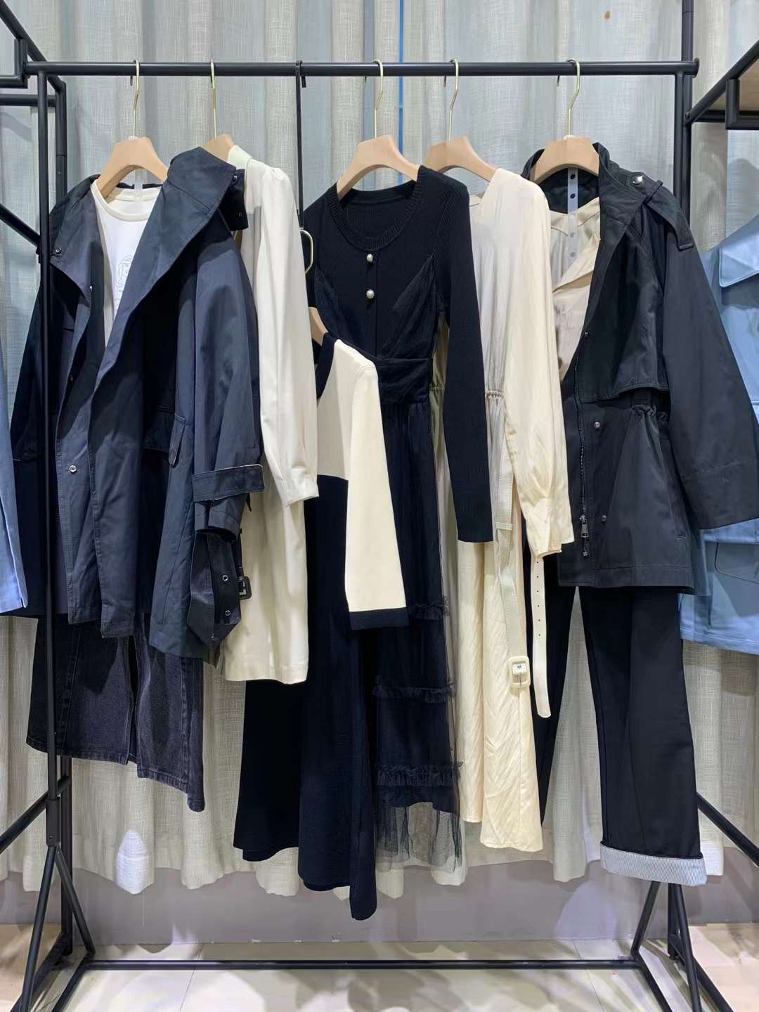 品牌【MCC】22秋專柜新撤柜品牌折扣女裝直播貨源平臺(tái)批發(fā)走份