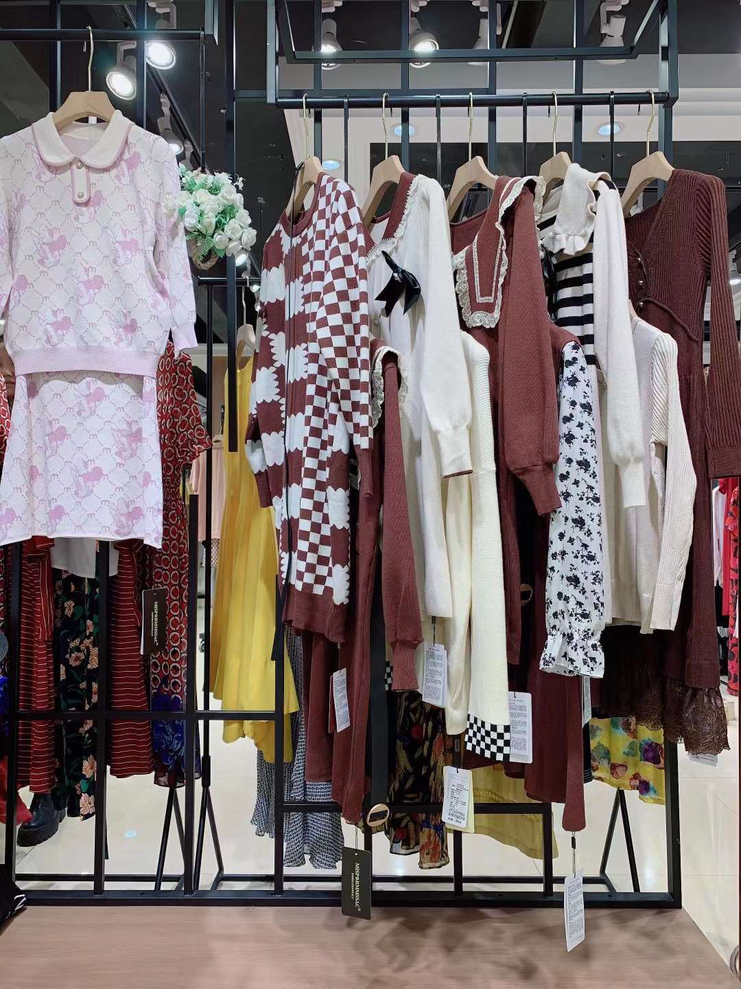 正品女裝 寶姿 2022品牌折扣女裝尾貨庫存貨源清倉批發(fā) 撤柜女裝尾貨