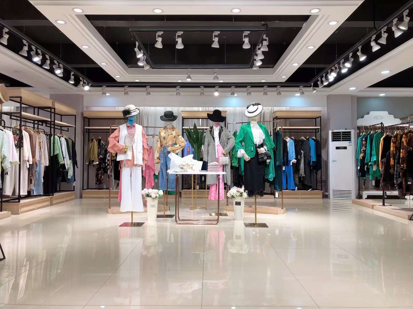 撤柜女裝 婕妮熙202秋萬達(dá)撤柜一二線品牌女裝抖音進(jìn)貨批發(fā)