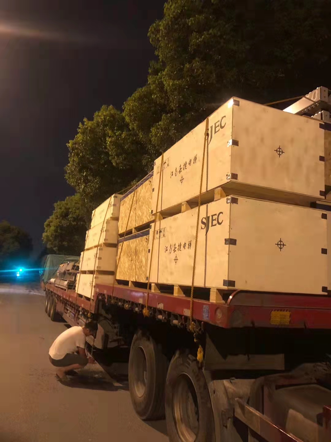 新鄉(xiāng)市至聊城長途專線 大件貨運 轎車托運 整車零擔快運直達全國    新鄉(xiāng)市到聊城物流運輸