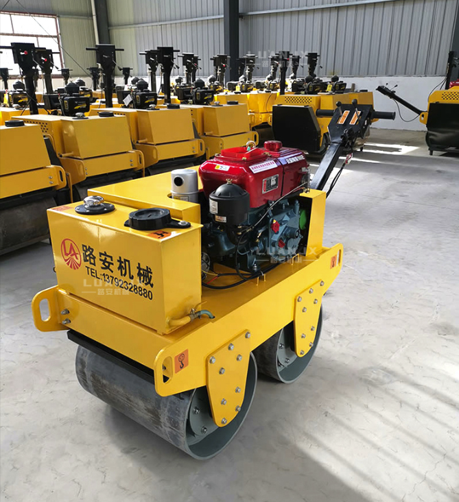 手扶雙輪壓路機(jī) 筑路工程用小型壓路機(jī) 手扶壓路機(jī)雙驅(qū)雙振