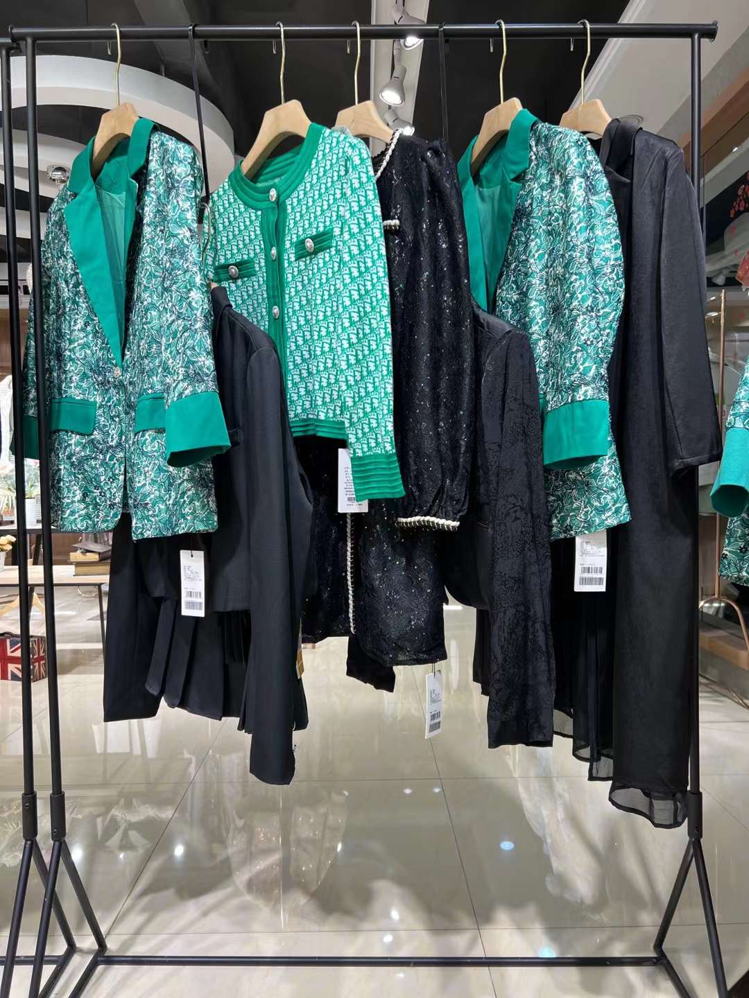 撤柜女裝 芭恩娜2022秋直播撤柜女裝清倉貨源/剪標(biāo)的品牌女裝尾貨