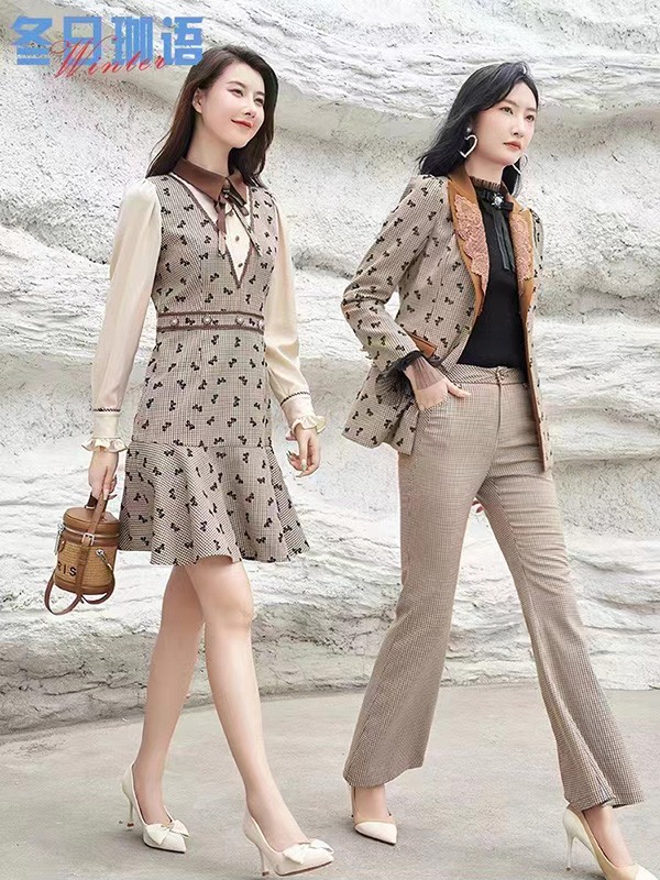 女裝批發(fā) 珈姿萊爾2022秋冬撤柜折扣女裝尾貨雜款一手貨源清倉供應(yīng)鏈