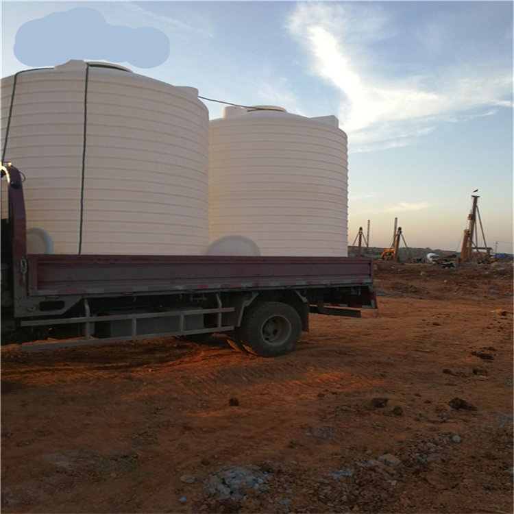 湖北定制7噸加厚防腐儲(chǔ)罐生產(chǎn)廠家、供應(yīng)商熱線、多少錢、廠家批發(fā)